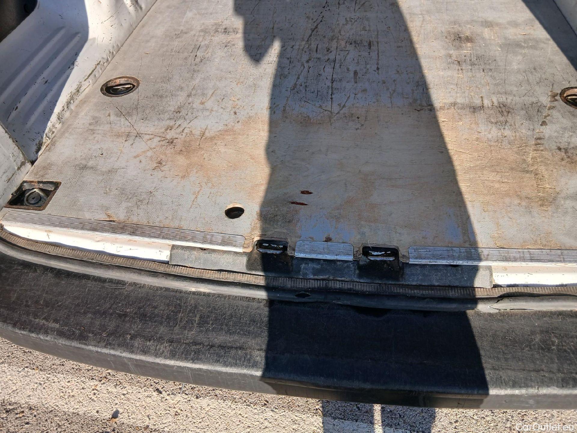  Opel  Vivaro OPEL  / 2019 / 4P / furgón 2.0 D 88kW (120CV) L Inc Express M.P. DC #6