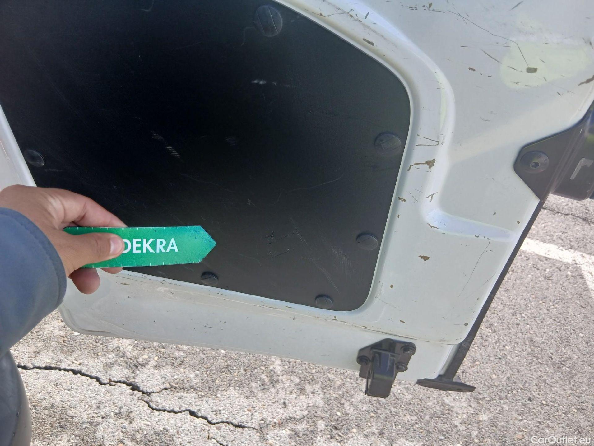  Peugeot  Partner PEUGEOT  / 2018 / 3P / furgón derivado de turismo Pro Standard 600kg BlueHDi 73kW (AC) #11