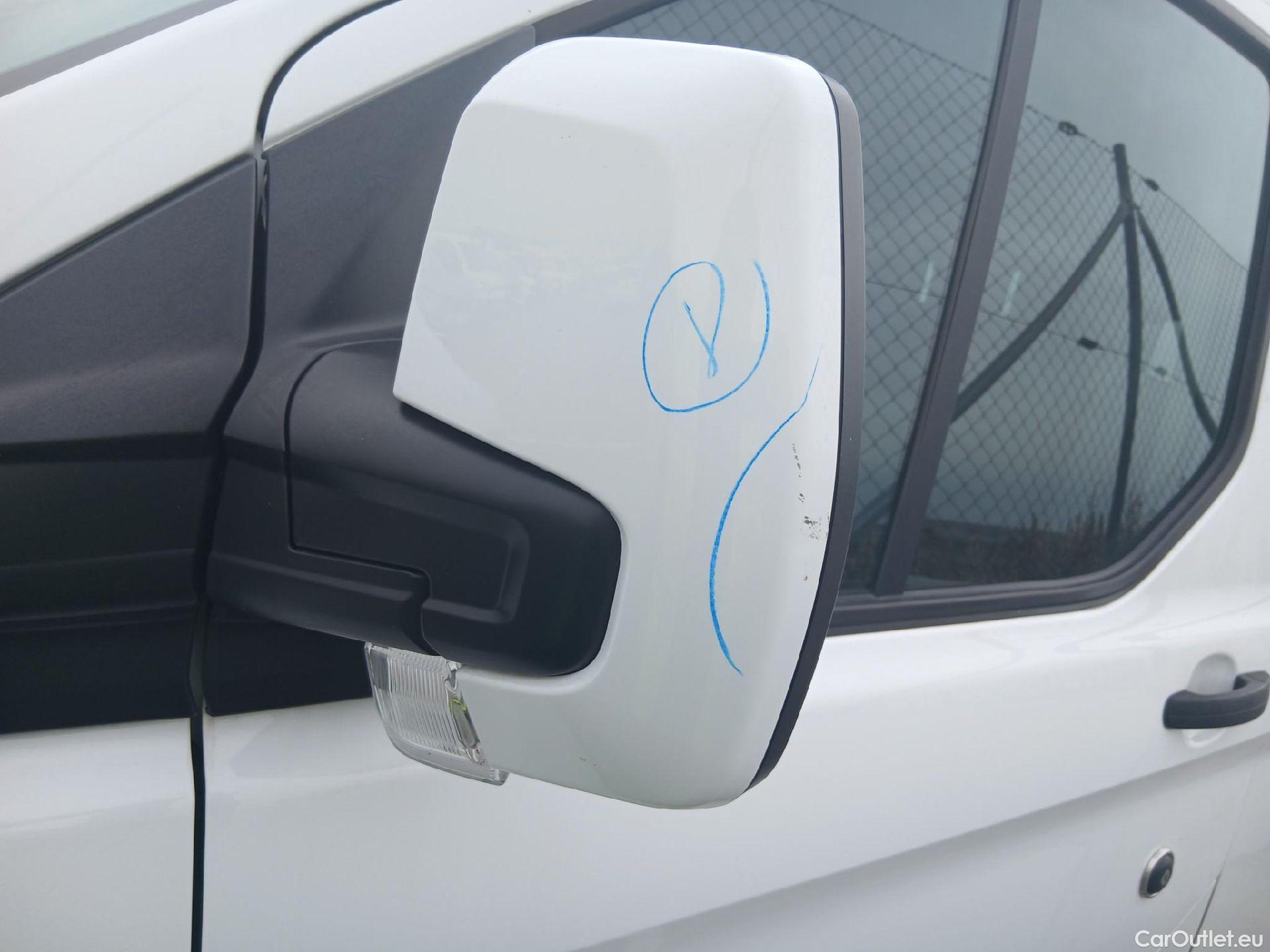  Ford  Transit FORD  Custom / 2012 / 4P / combi Mixto 2.0 TDCI 96kW 320 L1 Trend MHEV #28