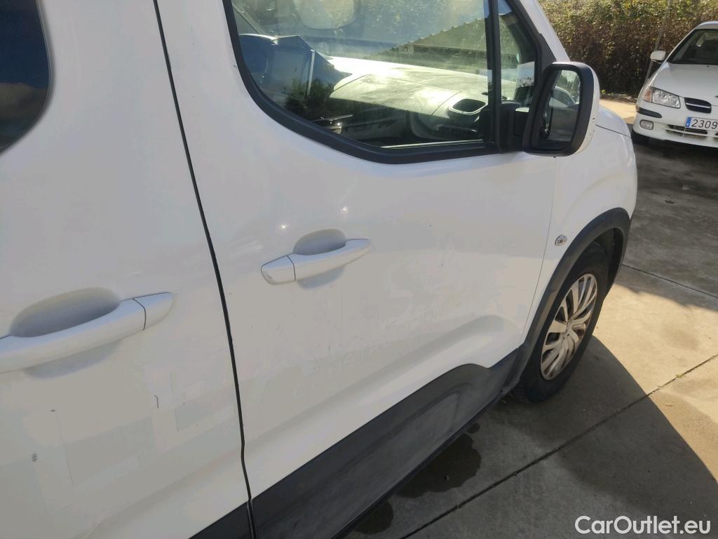  Peugeot  RIFTER PEUGEOT  / 2018 / 4P / combi Active Standard BlueHDi 73kW (IND) (CX2) #16