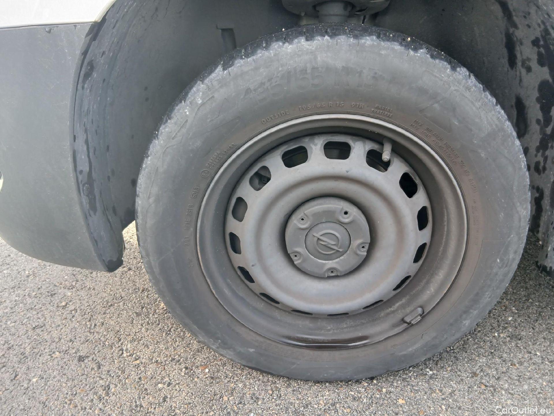  Opel  Combo OPEL  / 2018 / 3P / furgón derivado de turismo 1.5 TD S/S 75kW (100CV) Express L H1 650 (CX) #16