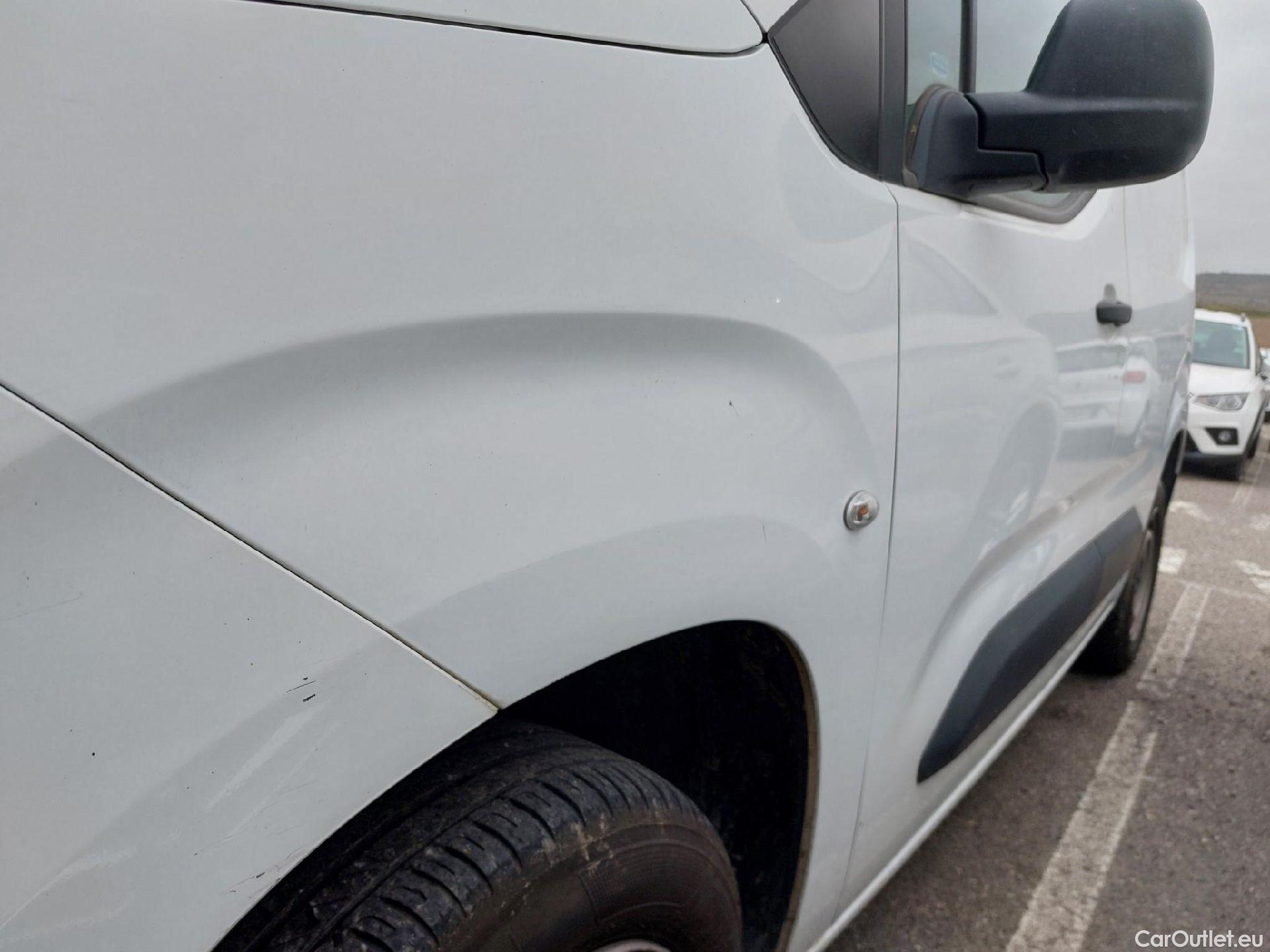  Peugeot  Partner PEUGEOT  / 2018 / 4P / furgón derivado de turismo Premium Standard 600kg BlueHDi 73kW #7