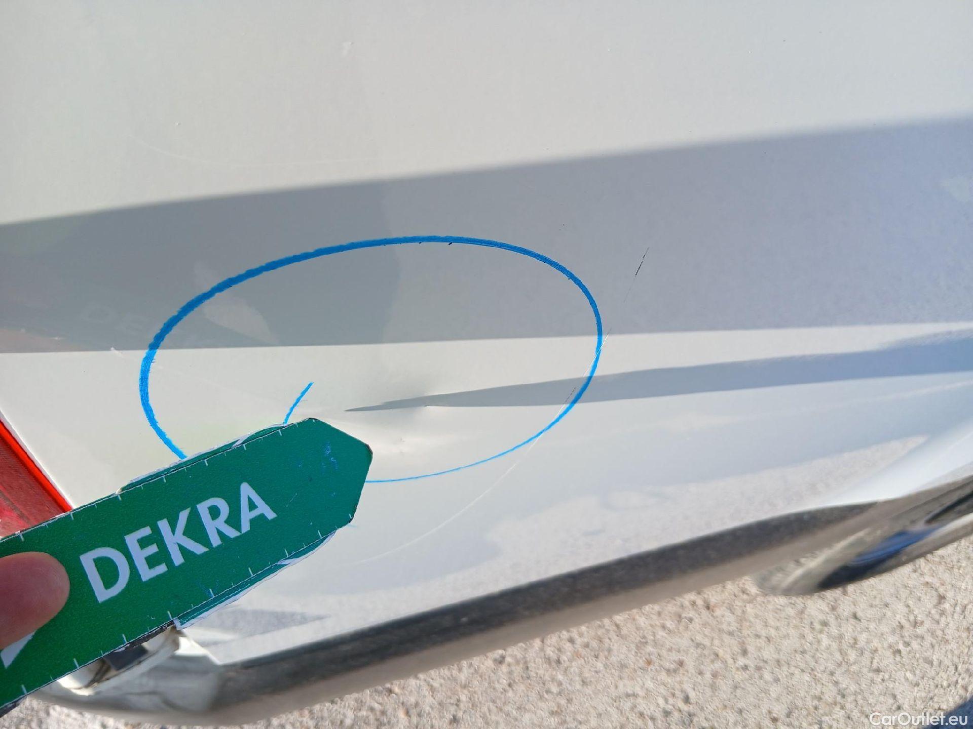  Opel  Vivaro OPEL  / 2019 / 4P / furgón 2.0 D 88kW (120CV) L Inc Express M.P. DC #34