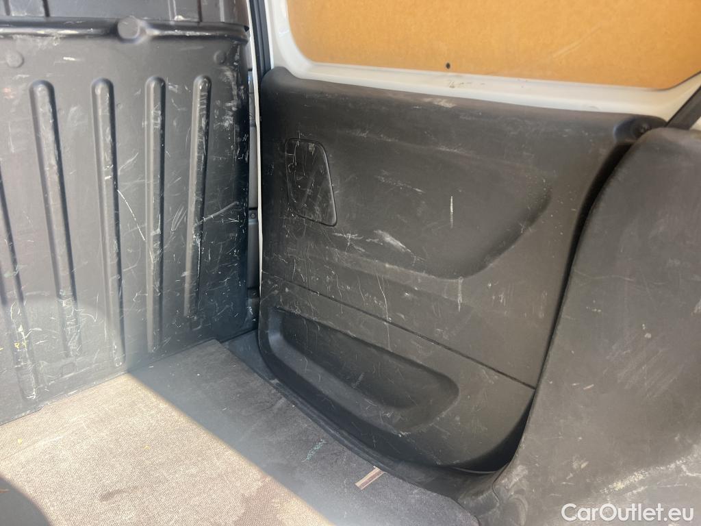  Peugeot  Partner  Pro L1 1.5 HDi 75CV MT5 E6dT #32