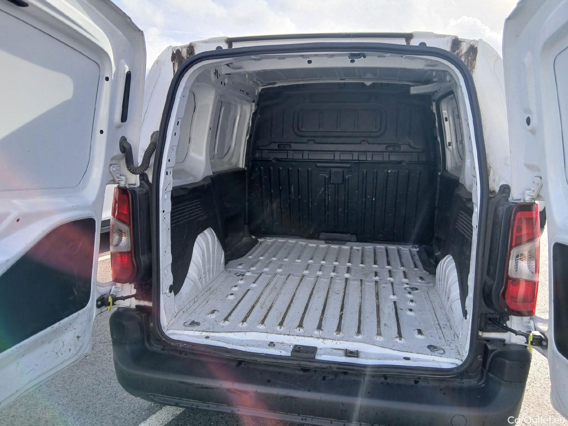  Opel  Combo OPEL  / 2018 / 3P / furgón derivado de turismo 1.5 TD S/S 75kW (100CV) Express L H1 650 (CX) #34