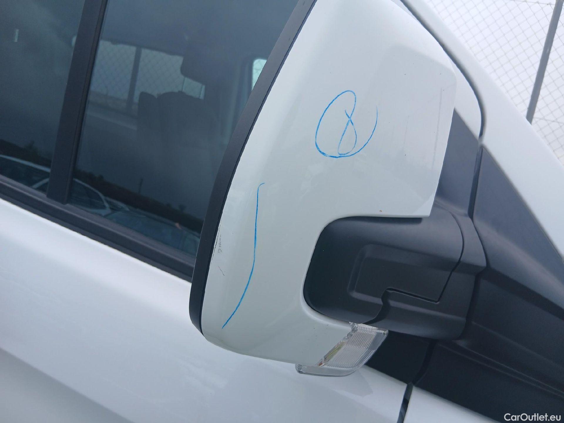  Ford  Transit FORD  Custom / 2012 / 4P / combi Mixto 2.0 TDCI 96kW 320 L1 Trend MHEV #48