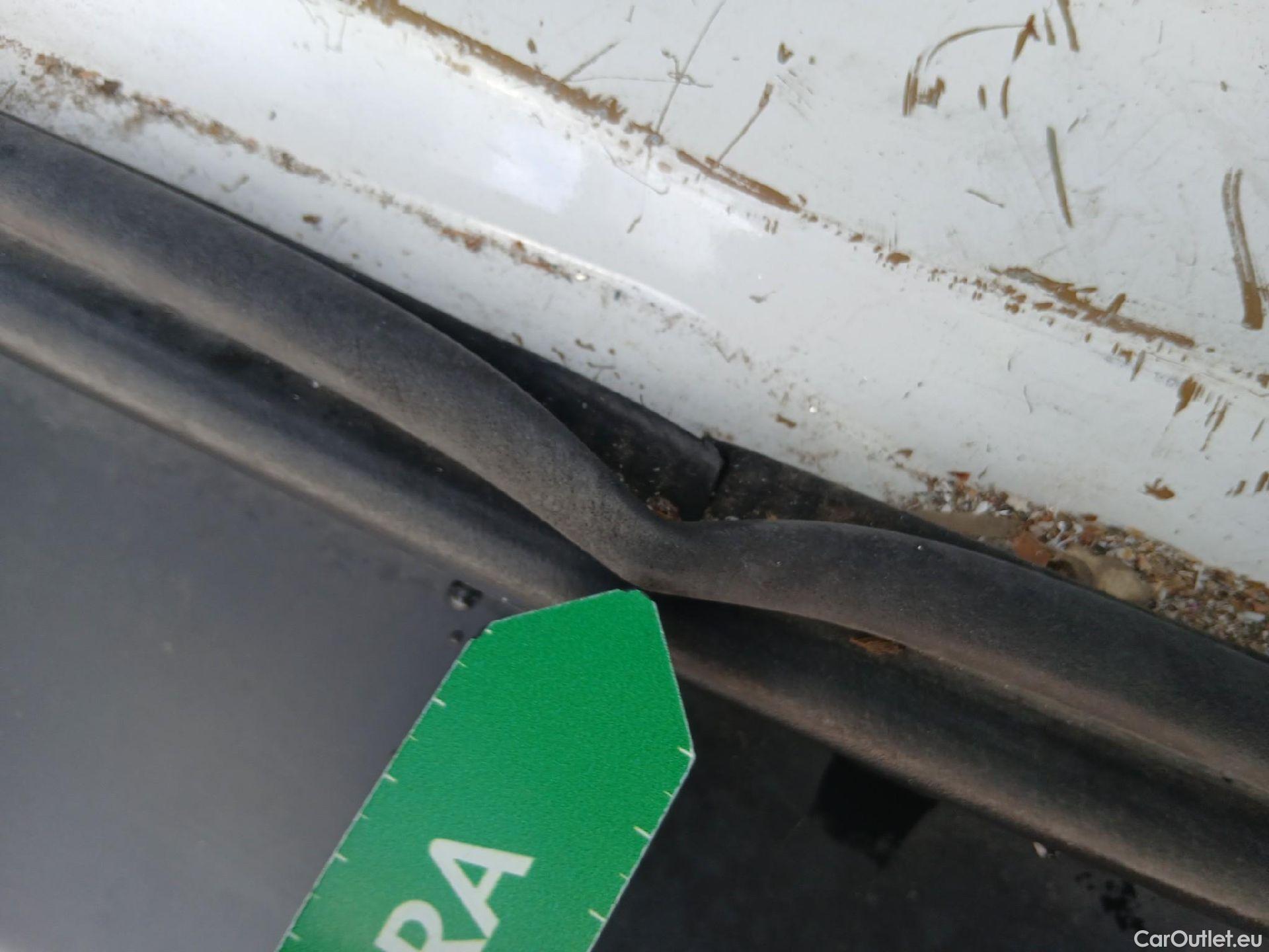  Opel  Combo OPEL  / 2018 / 3P / furgón derivado de turismo 1.5 TD S/S 75kW (100CV) Express L H1 650 (CX) #33