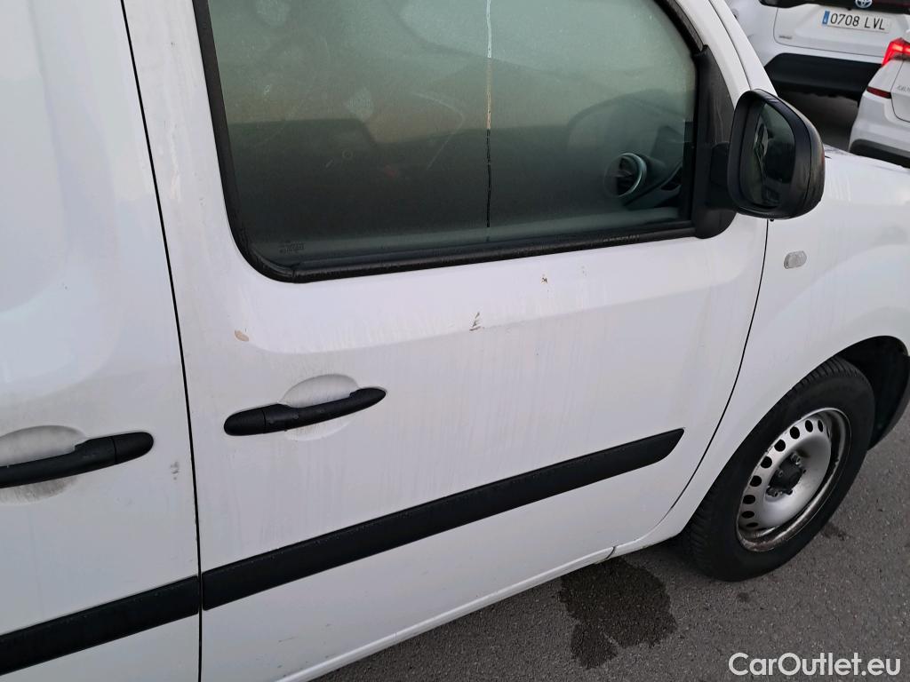  Renault  Kangoo RENAULT  Furgón/2013/3P/furgón derivado de turismo Profesional Blue dCi 70kW (95CV) #41