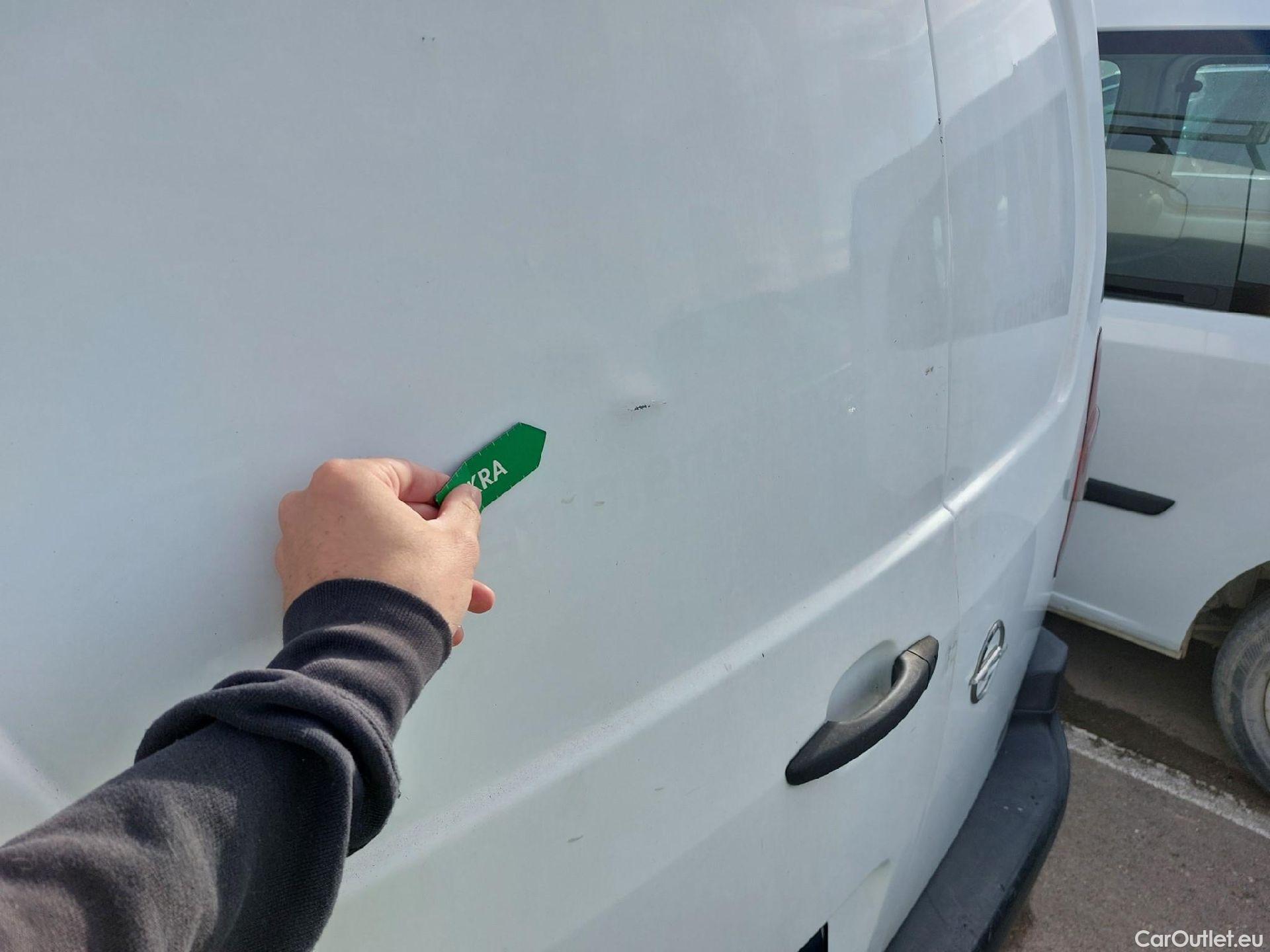  Opel  Combo OPEL  / 2018 / 4P / furgón derivado de turismo 1.6 TD S/S 74kW (100CV) Select L H1 650k #16