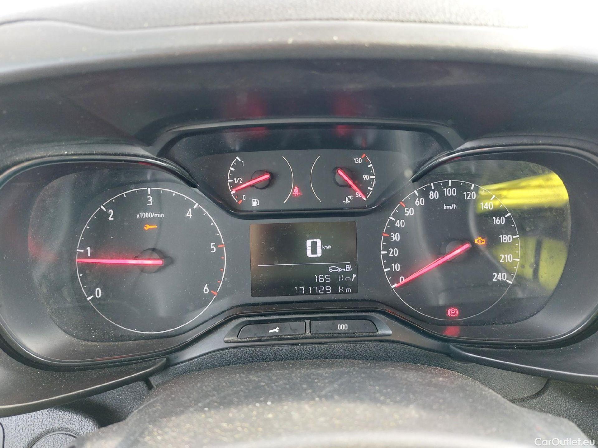  Opel  Combo OPEL  / 2018 / 4P / furgón derivado de turismo 1.6 TD S/S 74kW (100CV) Select L H1 650k #3