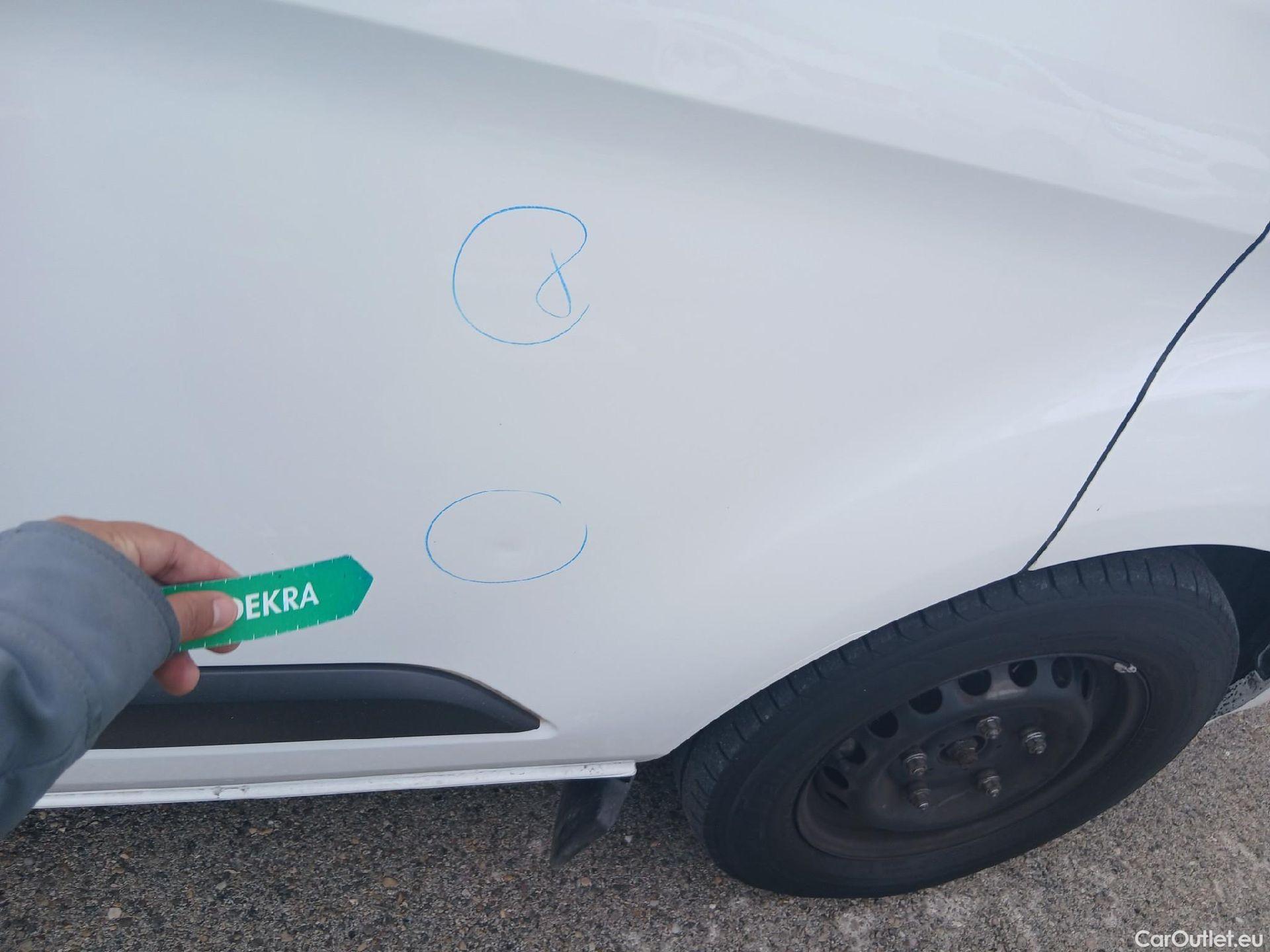  Ford  Transit FORD  Custom / 2012 / 4P / combi Mixto 2.0 TDCI 96kW 320 L1 Trend MHEV #46