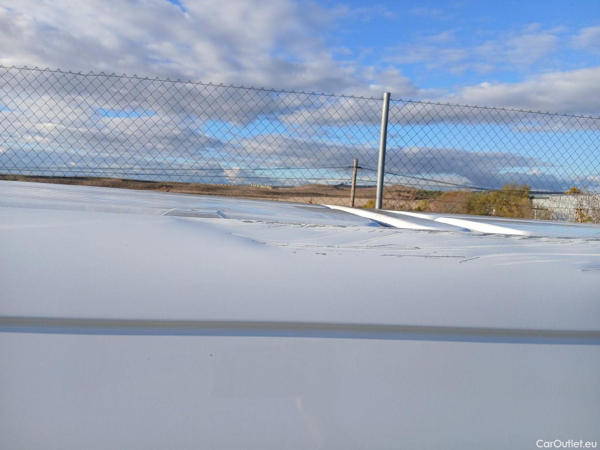  Opel  Vivaro OPEL  / 2019 / 4P / furgón 2.0 D 88kW (120CV) L Inc Express M.P. DC #37