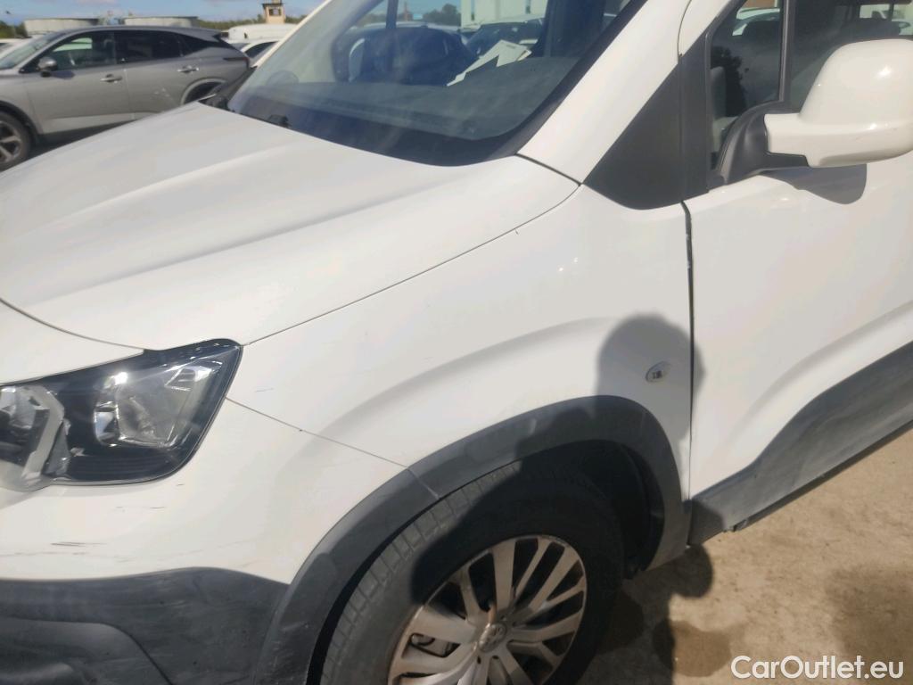  Peugeot  RIFTER PEUGEOT  / 2018 / 4P / combi Active Standard BlueHDi 73kW (IND) (CX2) #64