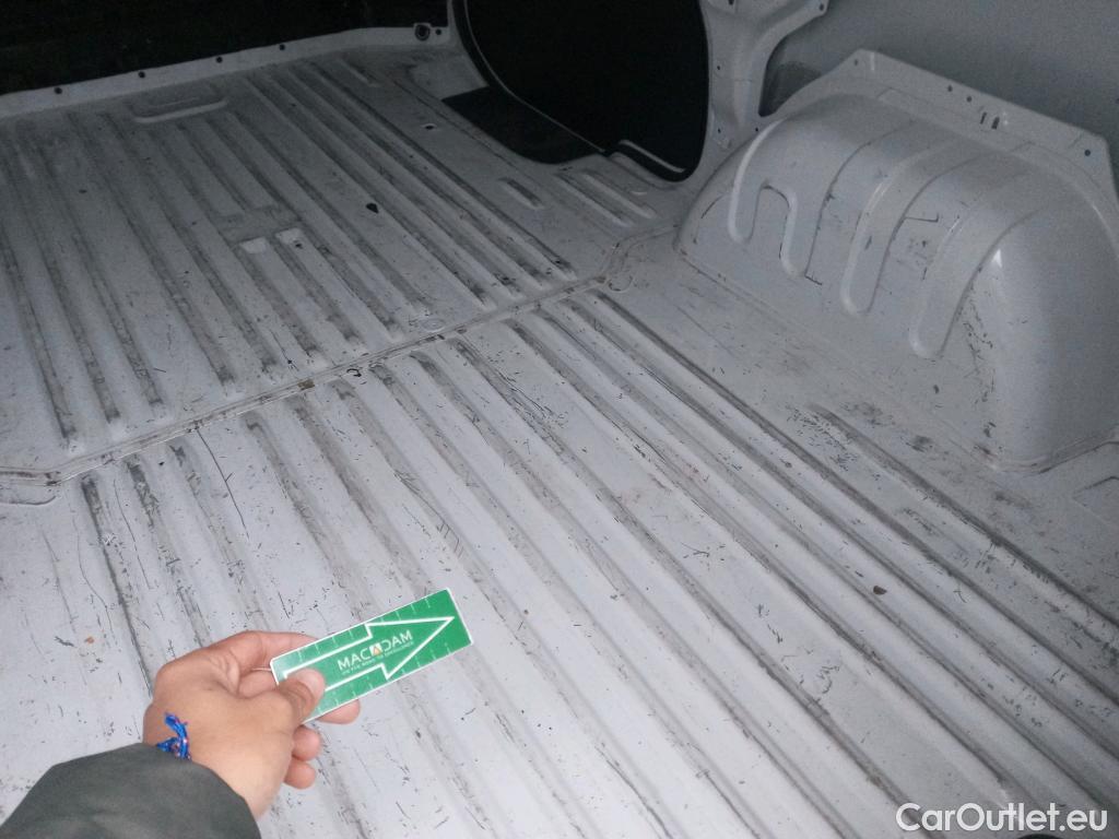  Renault  Trafic RENAULT  / 2021 / 4P / furgón Furgón L1H1 Blue dCi 96 Kw (130 CV) (AC4) #4