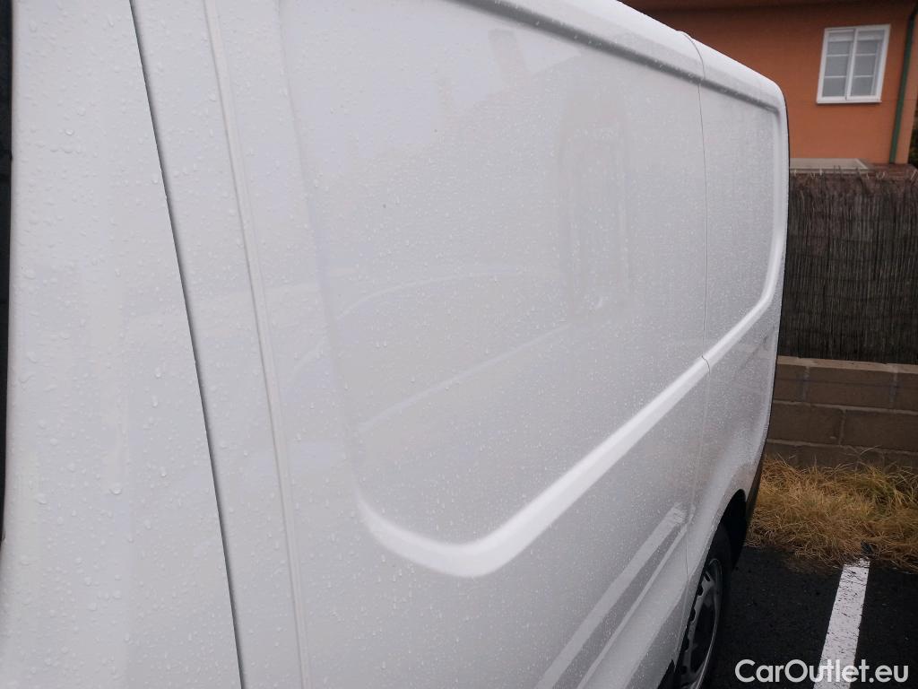  Renault  Trafic RENAULT  / 2021 / 4P / furgón Furgón L1H1 Blue dCi 96 Kw (130 CV) (AC4) #16