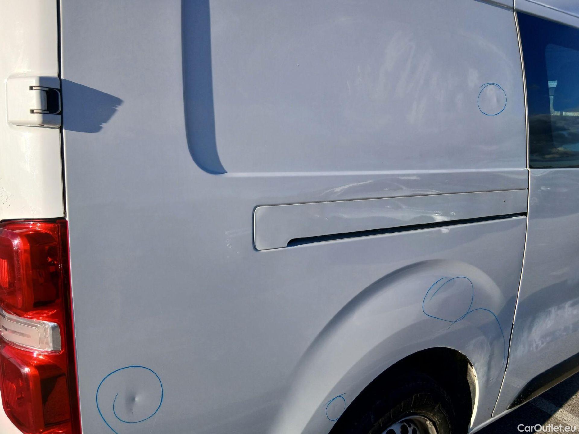  Opel  Vivaro OPEL  / 2019 / 4P / furgón 2.0 D 88kW (120CV) L Inc Express M.P. DC #35