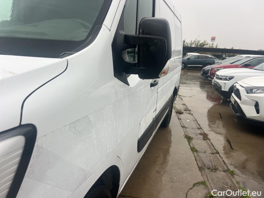  Renault  Master RENAULT  / 2019 / 4P / furgón Furgón T L1H1 2800 B dCi 81kW (110V) #14