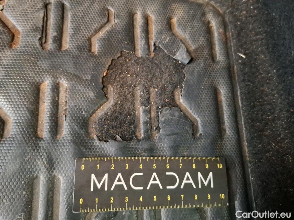  Citroen  Berlingo  Fourgon Driver XL 950 1.5 BlueHDi 100CV BVM5 E6dT #24