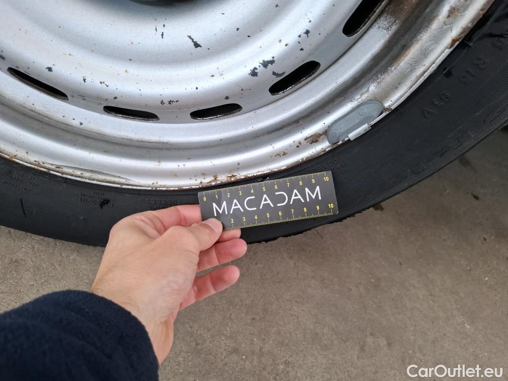  Citroen  Berlingo  Fourgon Club M 650 1.5 BlueHDi 75CV BVM5 E6dT #30