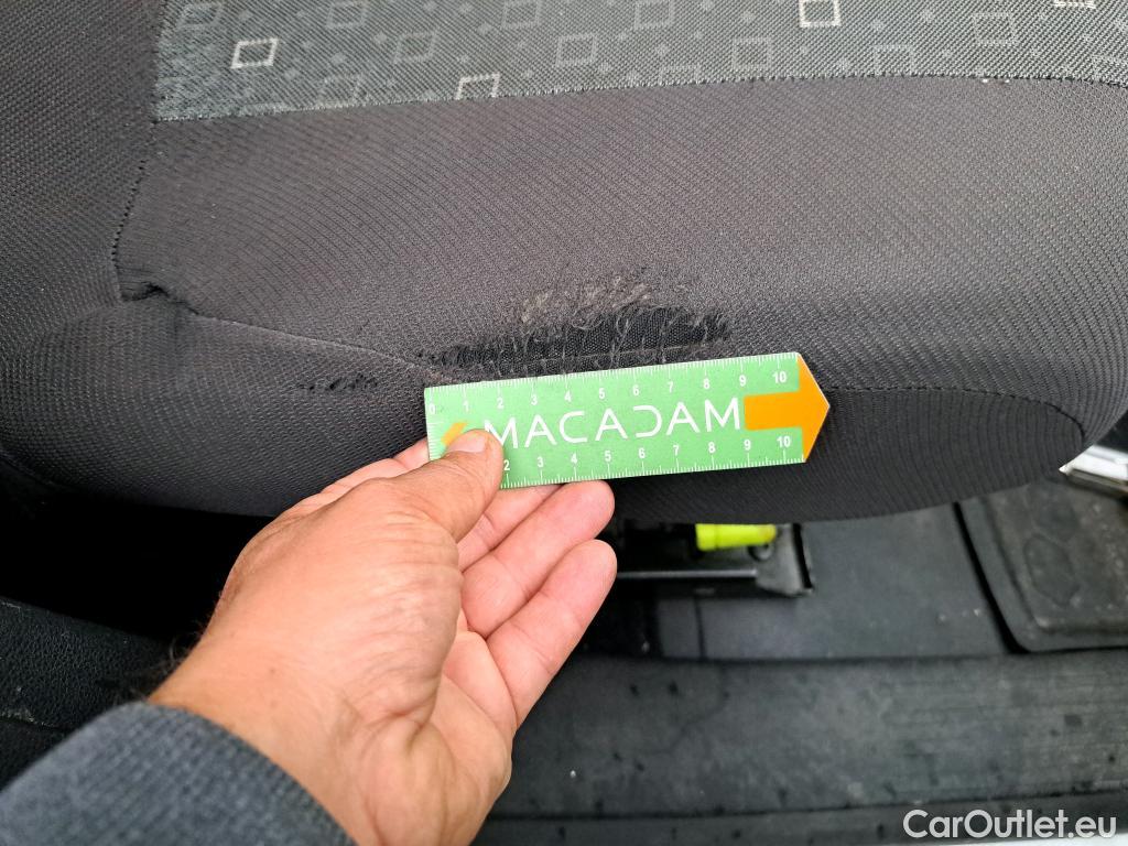  Citroen  Berlingo CITROEN  VU 4p Fourgonnette Taille M 650kg BlueHDi 75 BVM Club #2