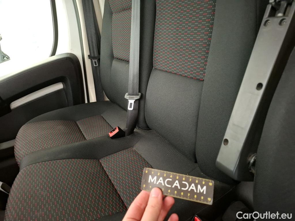  Citroen  Jumper CITROEN  / 2014 / 4P / Fourgon tôlé 33 L1H1 BlueHDi 120 S&S BVM6 Driver #40