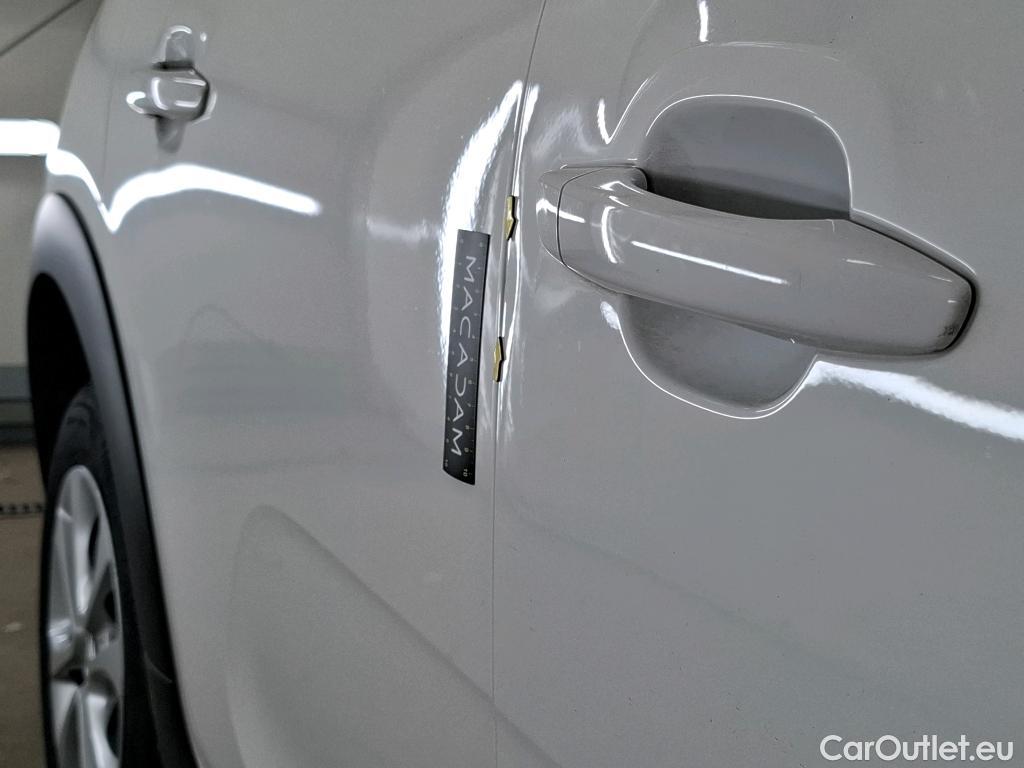  Citroen  C3  Société Feel Nav 1.2 PureTech 80CV BVM5 E6d #5