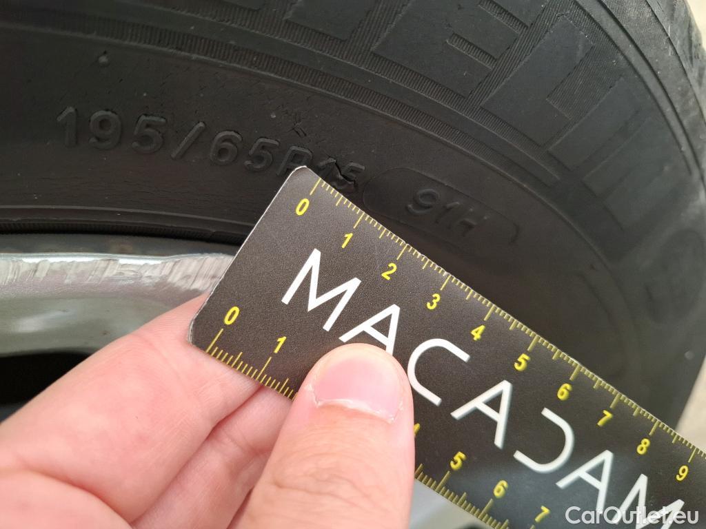  Citroen  C3  Société Feel Nav 1.2 PureTech 80CV BVM5 E6 #7