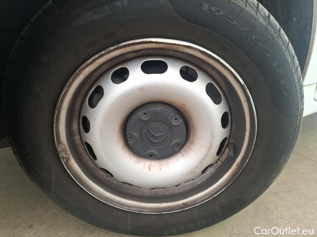  Citroen  Berlingo  Fourgon Club L1 (Court) 1.6 BlueHDi 100CV BVM5 E6 #39