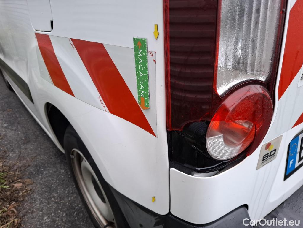  Citroen  Berlingo  Fourgon Club L1 (Court) 1.6 BlueHDi 100CV BVM5 E6 #5