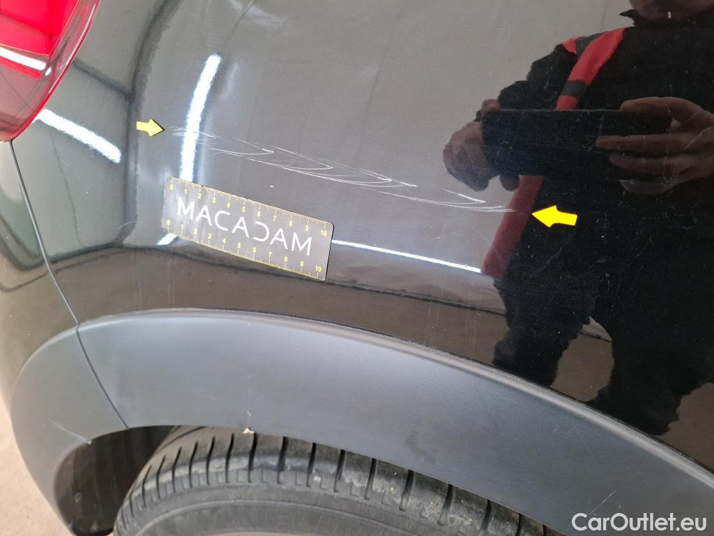  Citroen  C3  Société Feel Nav 1.2 PureTech 80CV BVM5 E6 #7