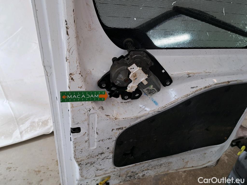  Citroen  Berlingo  Fourgon Confort L1 (Court) 1.6 BlueHDi 100CV BVM5 E6 #30