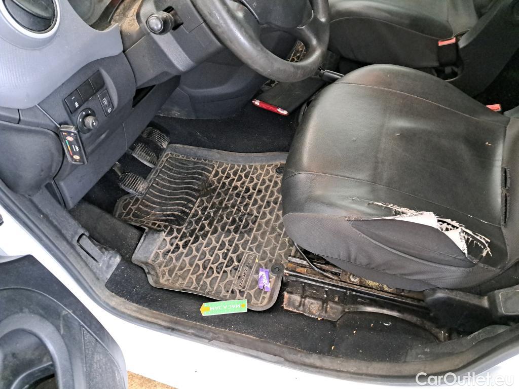  Citroen  Berlingo  Fourgon Confort L1 (Court) 1.6 BlueHDi 100CV BVM5 E6 #18