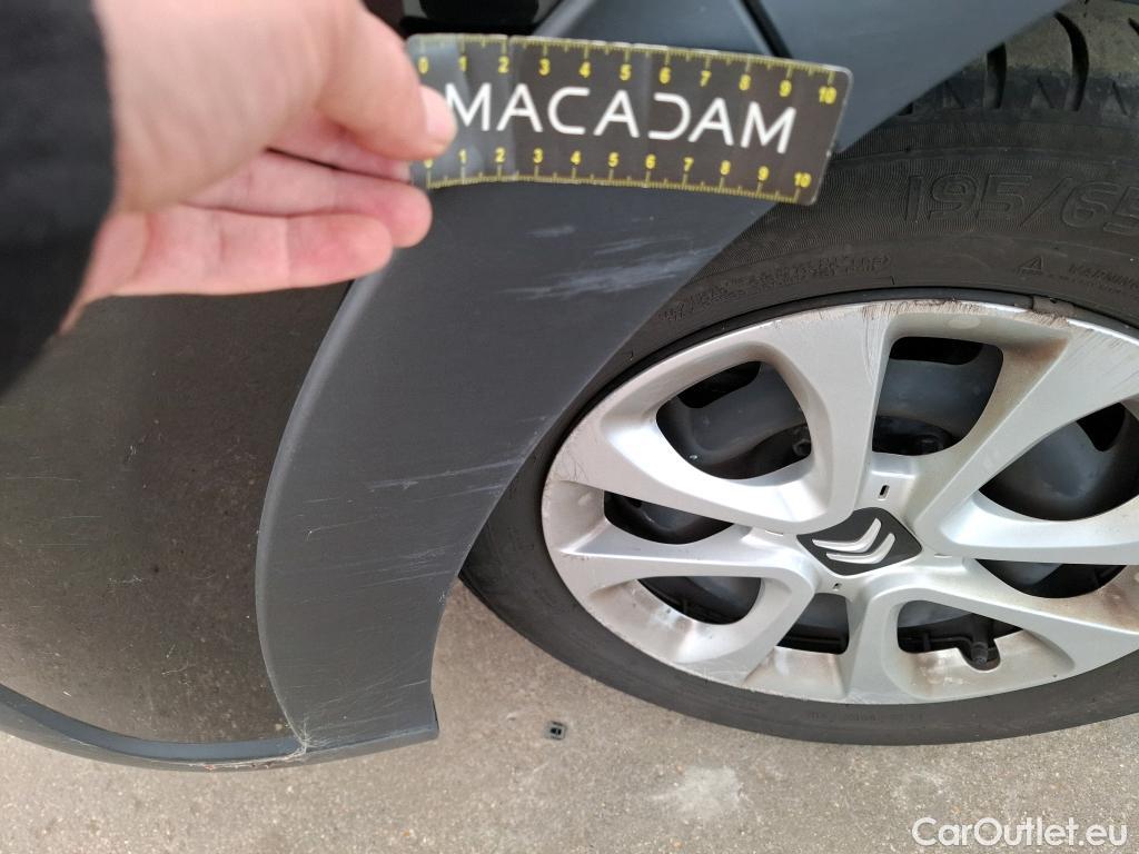  Citroen  C3  Société Feel Nav 1.2 PureTech 80CV BVM5 E6 #26