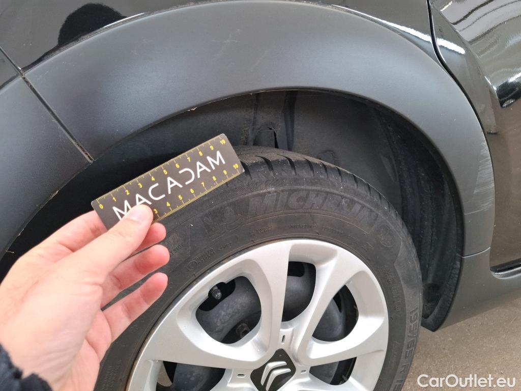  Citroen  C3  Société Feel Nav 1.2 PureTech 80CV BVM5 E6 #25