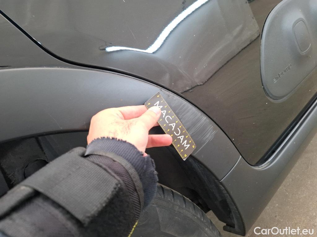  Citroen  C3  Société Feel Nav 1.2 PureTech 80CV BVM5 E6 #26