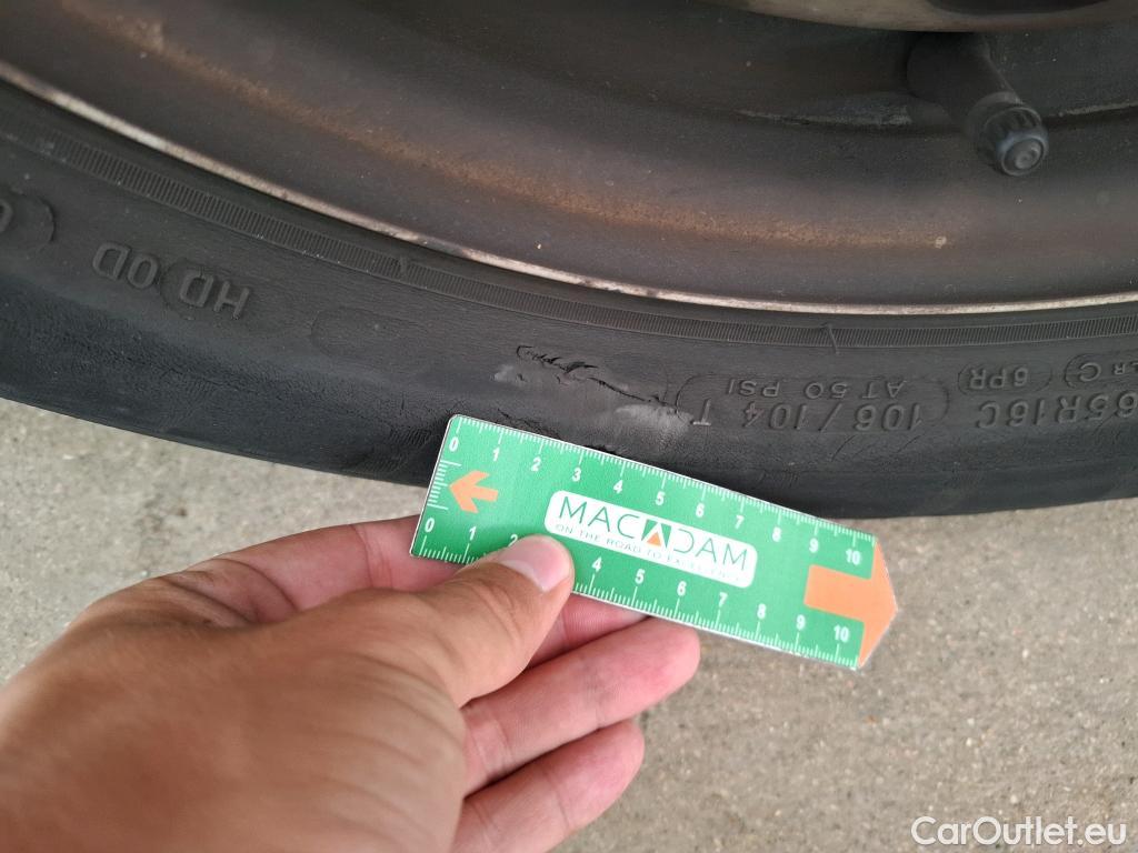  Peugeot  Expert  Fourgon Asphalt Standard 1.5 HDi 120CV BVM6 E6dT #38