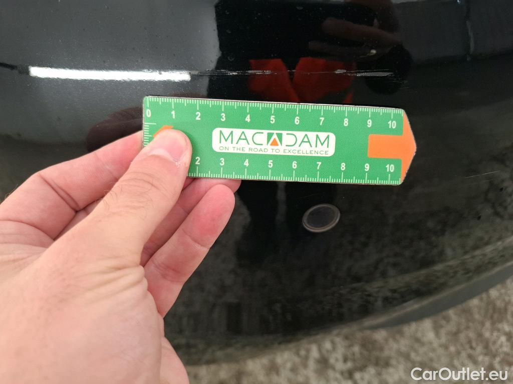  Peugeot  208  Affaire Premium Pack 1.6 HDi 75CV BVM5 E6 #18