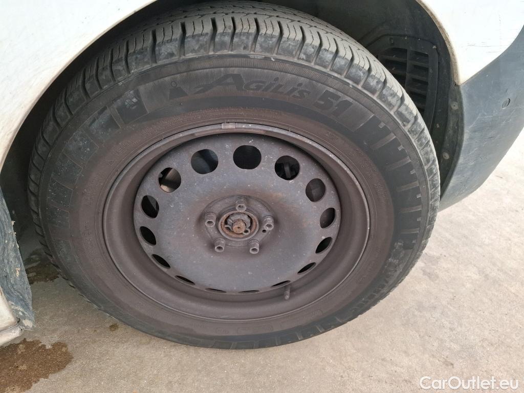  Peugeot  Expert  Fourgon Asphalt Standard 1.5 HDi 120CV BVM6 E6dT #57