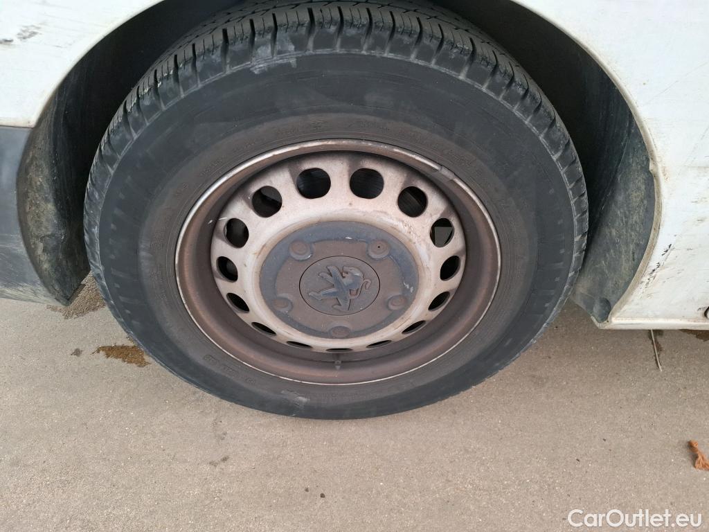  Peugeot  Expert  Fourgon Asphalt Standard 1.5 HDi 120CV BVM6 E6dT #37