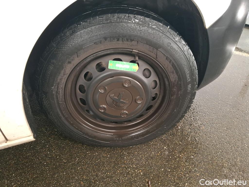  Peugeot  Expert  Fourgon Premium Pack Standard 1.6 HDi 95CV BVM5 E6 #49