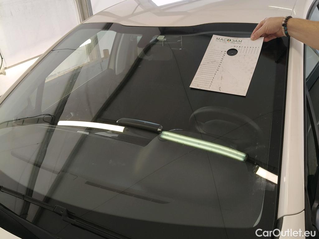  Peugeot  208  Affaire Premium Pack 1.5 HDi 100CV BVM5 E6dT #4