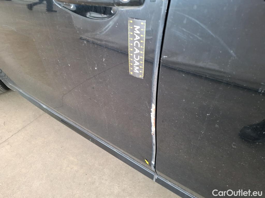  Peugeot  208  Affaire Premium Pack 1.6 HDi 75CV BVM5 E6 #9