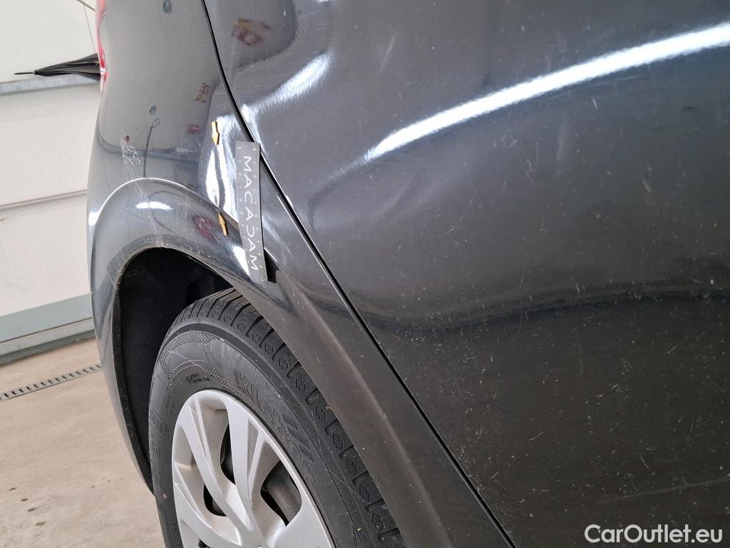  Peugeot  208  Affaire Premium Pack 1.6 HDi 75CV BVM5 E6 #4