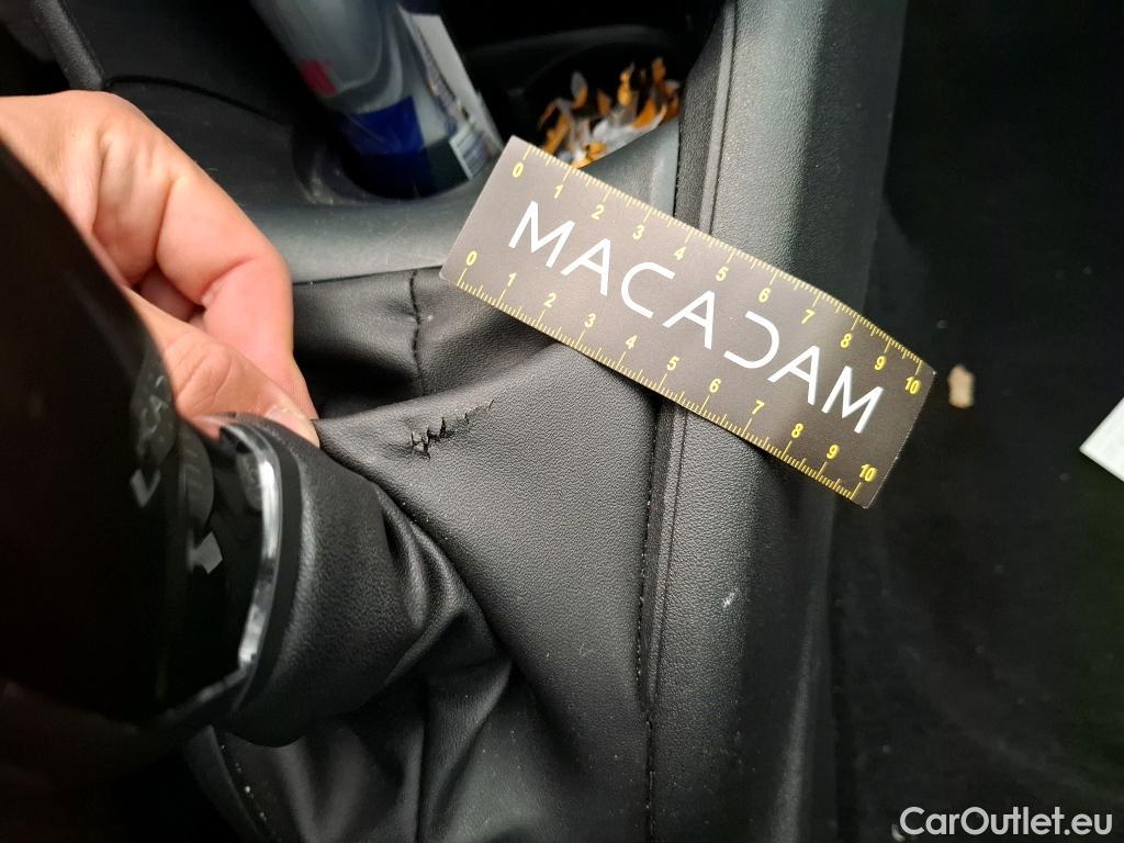  Peugeot  208  Affaire Premium Pack 1.6 HDi 75CV BVM5 E6 #17