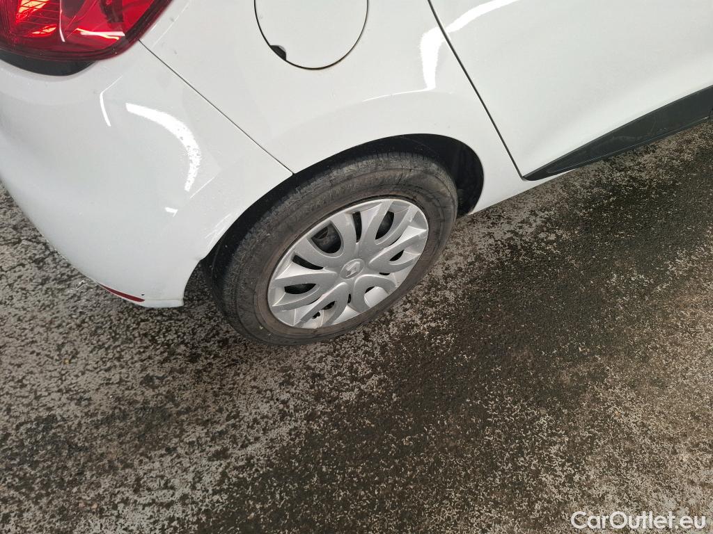  Renault  Clio  IV Air MediaNav 1.5 dCi 90CV BVM5 E6 #17