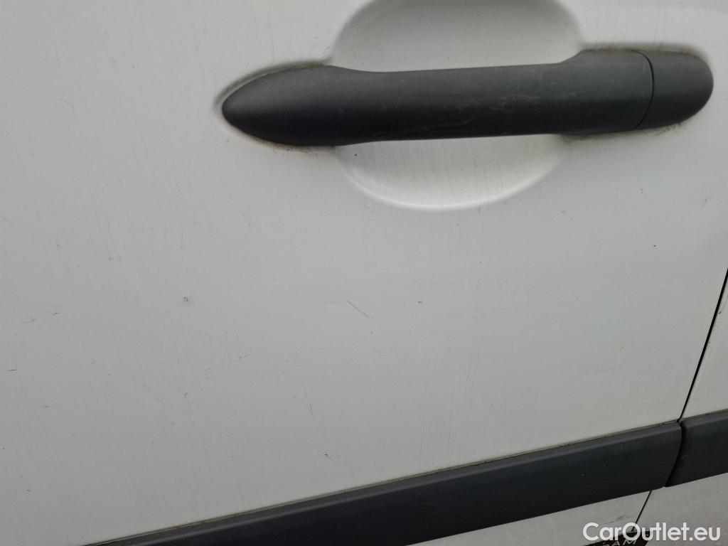  Renault  Kangoo RENAULT  Express / 2013 / 4P / Fourgonnette Gd Volume Gd Confort - Blue dCi 95 #12