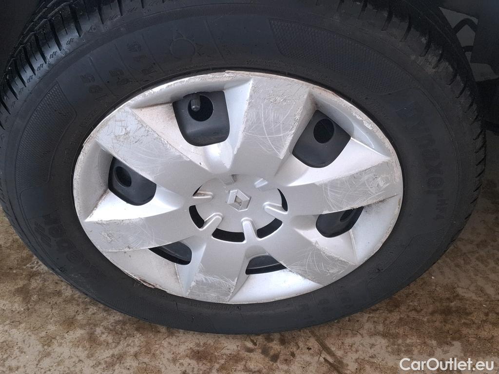  Renault  Kangoo  Express Maxi Extra (Série Spéciale) 1.5 dCi 90CV BVM5 E6 #37