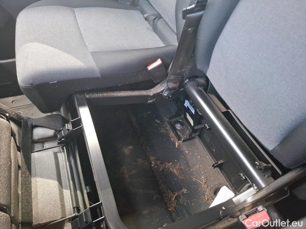  Renault  Master RENAULT  VU 4p Fourgon FG GCf Trac F3500 L2H2 Energy dCi 145 E6 #17