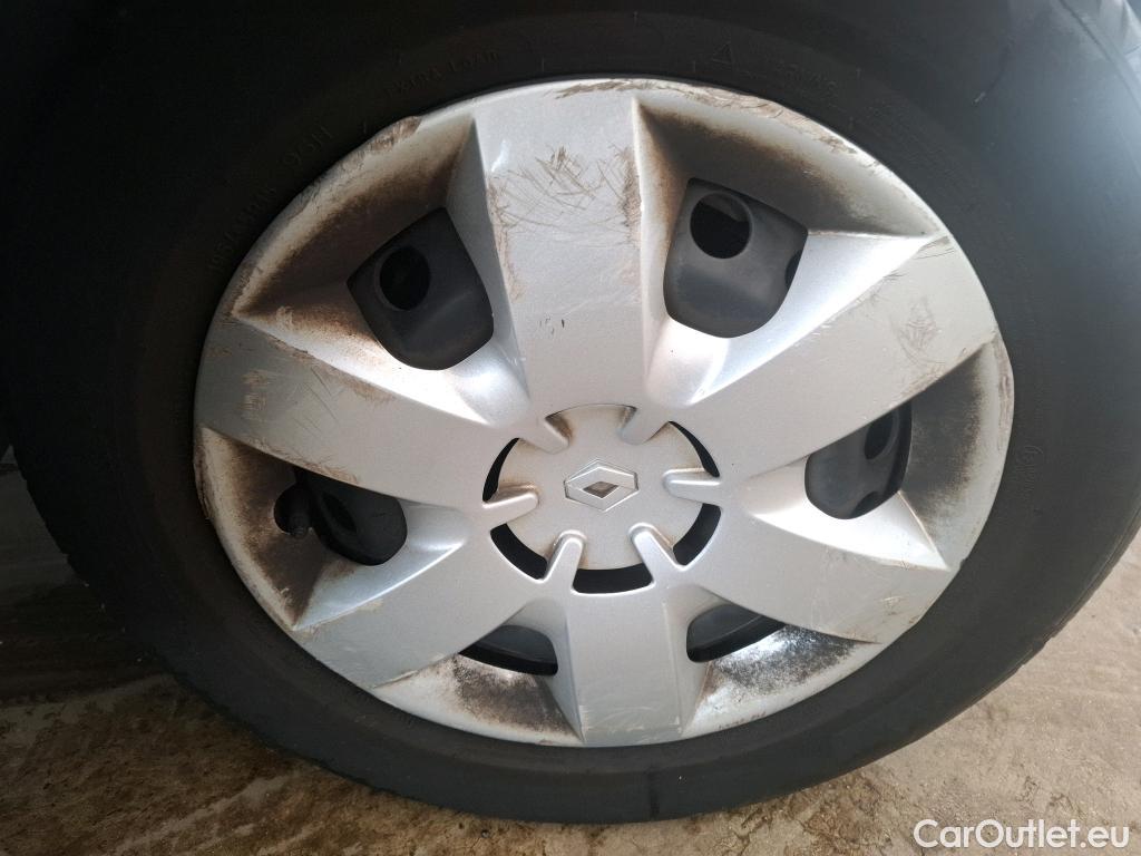  Renault  Kangoo  Express Maxi Extra (Série Spéciale) 1.5 dCi 90CV BVM5 E6 #34