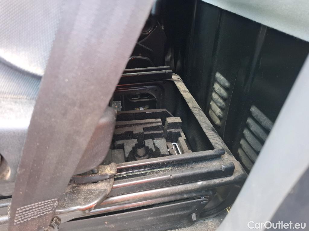  Renault  Master RENAULT  VU 4p Fourgon FG GCf Trac F3500 L2H2 Energy dCi 145 E6 #18